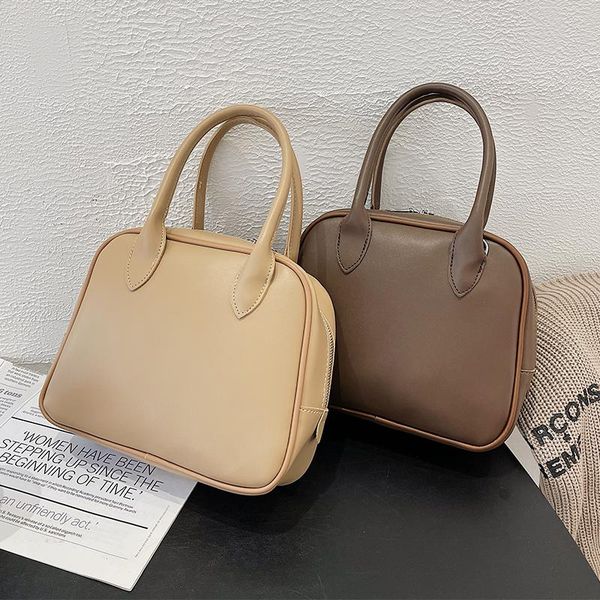 

evening bags premium texture autumn and winter personality handbag 2021 fashion all-match women's designer retro simple messenger bag