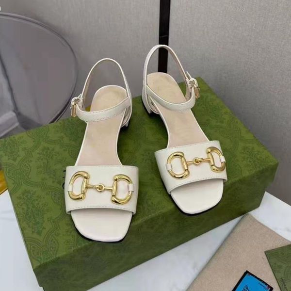

2021 women leather horsebit sandal open-toed outdoor designer lady ankle strap buckle low heel rubber sole sandals, Black
