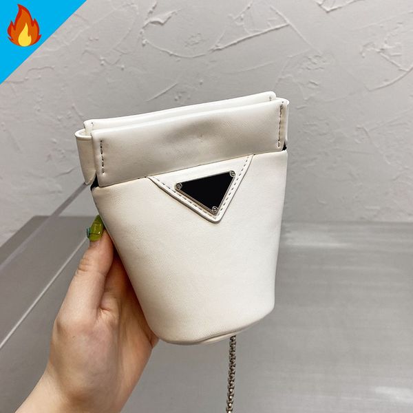 

womens coin purse women luxurys designers bags 2021 lady wallets credit card holder ladies purses wallet bucket pack waist bag bumbag, Red;black