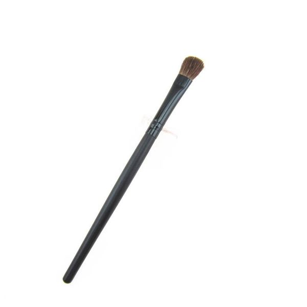 Pennello per ombretto in crine di cavallo singolo Smusso a testa tonda Smoky Long Handel Pennelli per trucco Contouring Blending Powder Strumento cosmetico