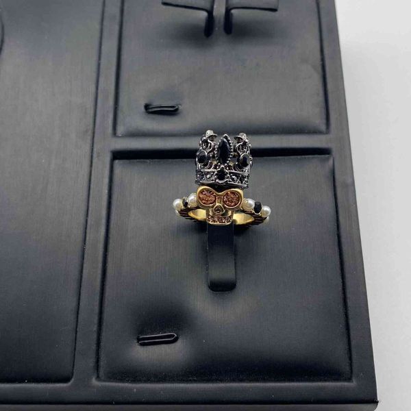 

design jewelry maijia 2021 new black diamond punk skull crown ring, Silver