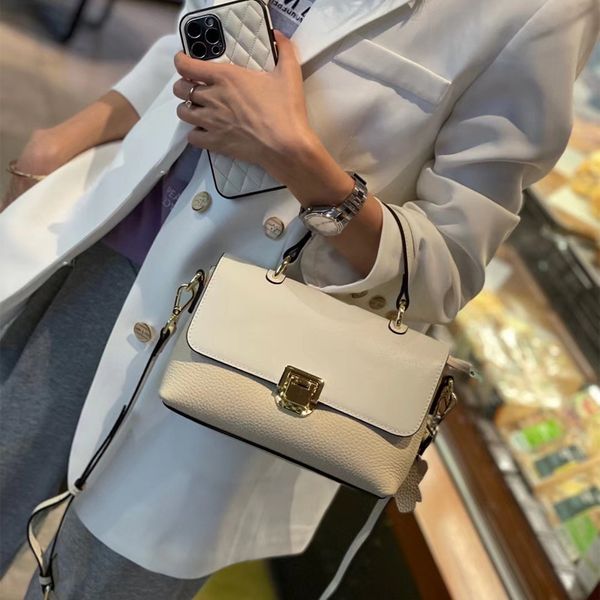 

design hand leather texture women 2021 new fashion portable small square bag versatile contrast single shoulder messenger bag, Red;black