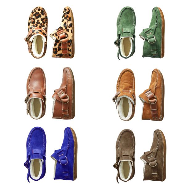 

large size lady's short boots 2021 winter flat shoes, sleeve leather buckle and velvet neutral boot eu35- eu43, Black