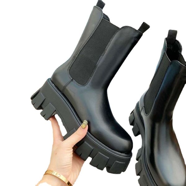 

womens designer boots short martin woman calfskin detachable nylon fashion med pouch combat shoes ladies outdoor thick bottom mid-length cut, Black