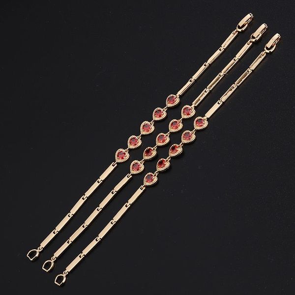 

gold with diamond heart-shaped women's bracelet,suitable for anniversary gifts and birthday gifts. charm bracelets, Golden;silver