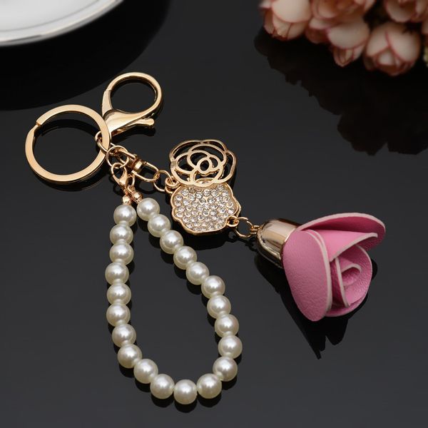 

2021 fashion keychain korean fashion leather tassel pendant rose diamond key ring creative camellia car bag pendant, Silver