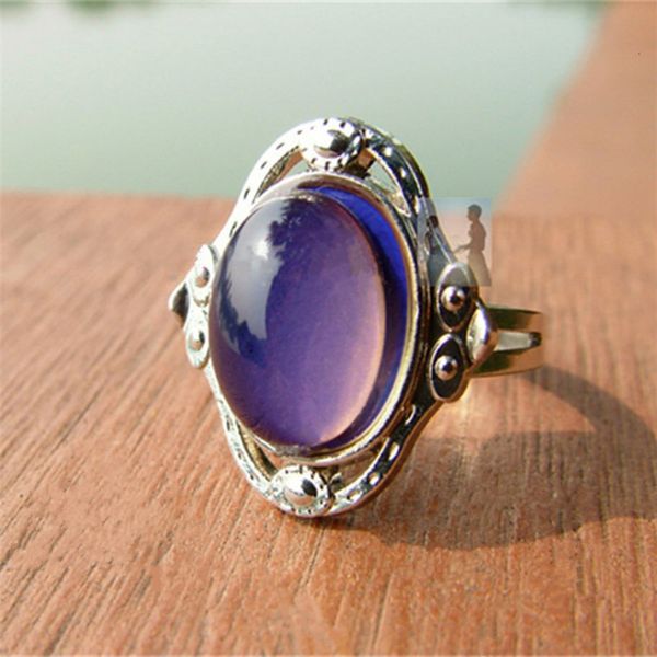

natural thermochromic ring, adjustable size, Silver