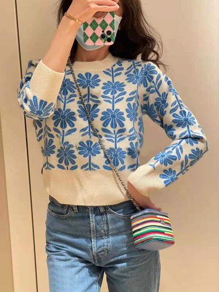 

women's sweaters female blue knitted shirt daisy jacquard neck autumn winter ladies long sleeve women's sweater jumpers sq01, White;black