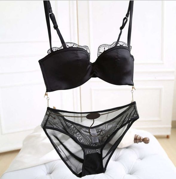 

8863 lingerie half cup satin bra set, Red;black