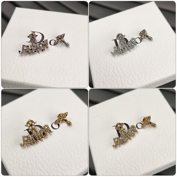 

2021 new designer asymmetric bee earrings, Golden
