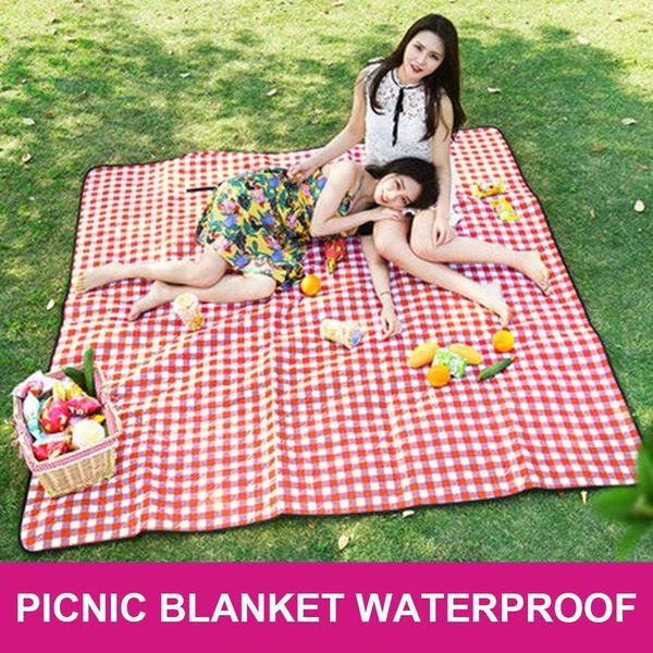 Picnic Coperte Tappetino impermeabile EXTRA grande Handy Mat Outdoor Coperta a prova di sabbia spessa per amici di famiglia Bambini Y0706