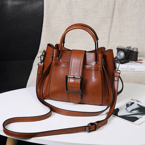 

messenger bags messenger bagsfashion 2021 leather large capacity handbag women's one shoulder messenger bag