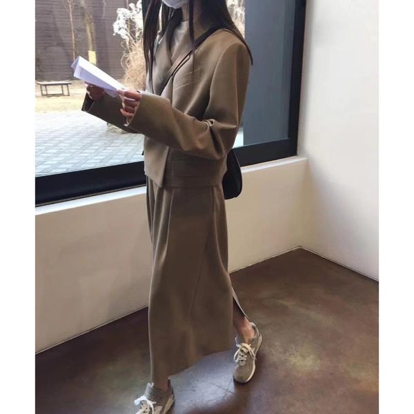 

ta * le short button long sleeve suit half skirt women's two piece pants, White