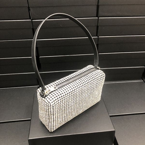 

large size dili crystal bag, leather with napa pattern under the armpit