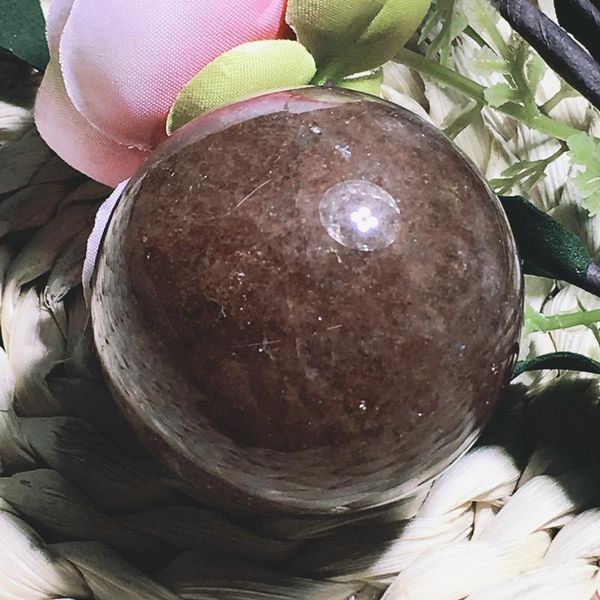 

strawberry quartz sphere decorative objects & figurines