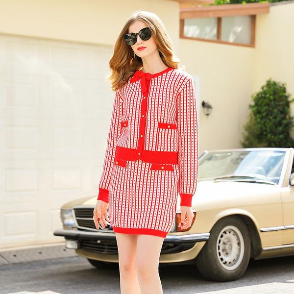 

women's knits & tees red cardigan and skirt set 2021 spring runway women bows knitted plaid cropped sweater + one step mini 2 piece, White