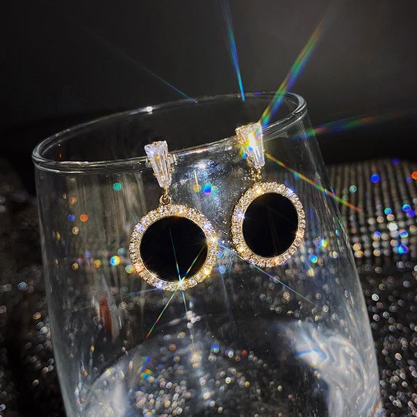 

round rhinestone earrings 2020 new wave korean version personality temperament wild simple earrings fashion simple ear nail, Golden;silver