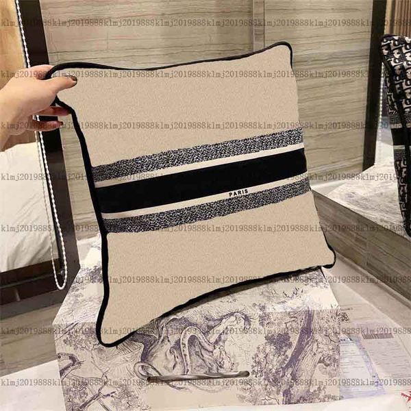 

40cm cushion cover decorative pillow with luxury designer velvet thicken tassel pillow case royal home interior l