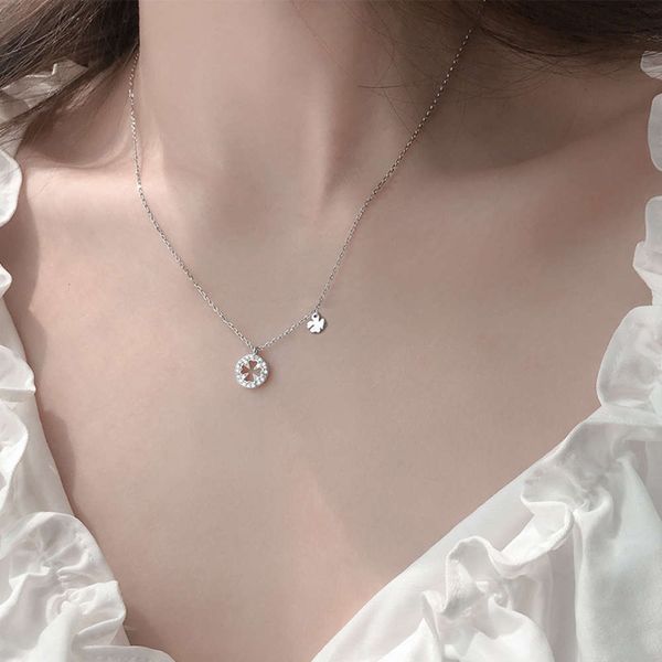 

pendant with the same flash diamond four leaf clover necklace women's indifference wind light luxury hollow lucky grass sterling silver