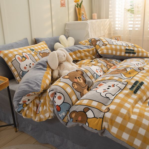 

milk veet four piece suit is breathable, soft and comfortable