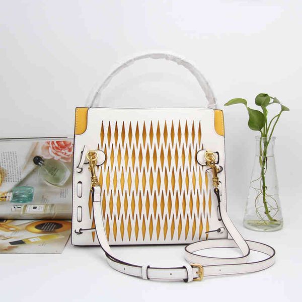 

designer bagsmanhattan's new hollow handbag women's large-capacity soft one-shoulder messenger leather two-layer leather fashion c