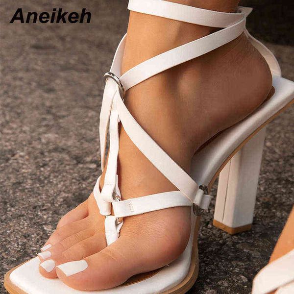 Aneikeh New Summer Fashion Fashion Gladiatore Stretto Band Pinch Foot Donne Sandali 2022 Pompe Sexy Sexy Square Tacco Fibbia Strap Party Ladies Y220225