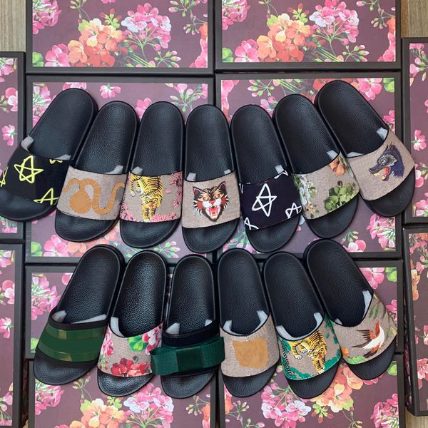 

2022 designer men slippers women sandals with correct flower slide box dust bag shoes snake print slides summer wide flat slipper, Black
