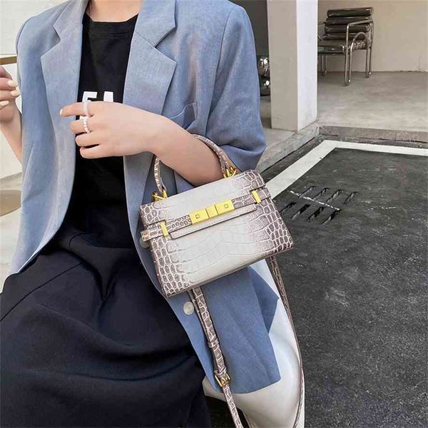 

advanced sense 2021 new fashion alligator lock kelly women's mini foreign style one shoulder messenger bag