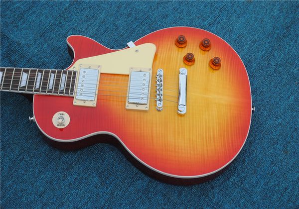 

electric guitar, maple flame. good sound quality