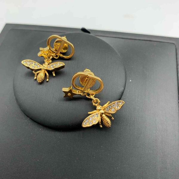 

luxury designer fashion for women little vintage bee stud copper earrings trendy girls with gold jewelry accessories wedding birthday gift b, Red;brown