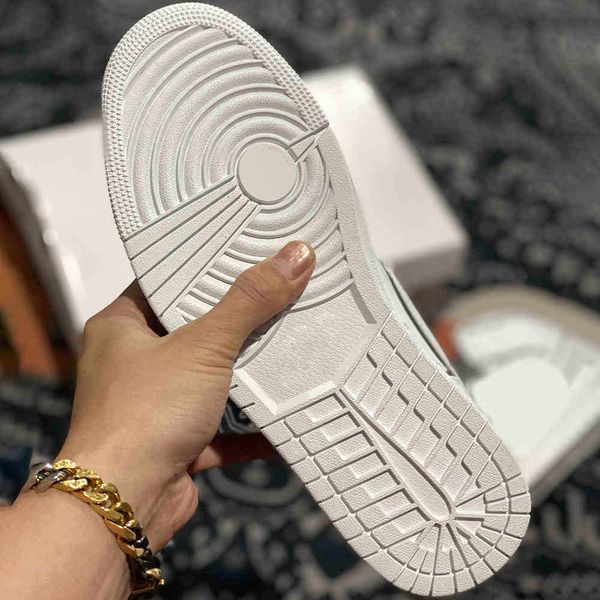 

2021 jumpman women's basketball shoes men's 1 s white/black outdoor sportscuy0o9nw