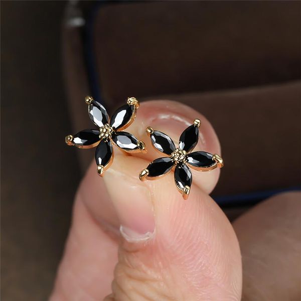 

cute star black stone flower stud earrings for women wedding jewelry vintage gold/black/rose gold/silver color pentagram earring, Golden;silver
