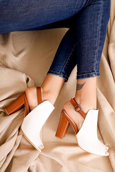 

dress shoes quinn-heeled white-tan skin, Black