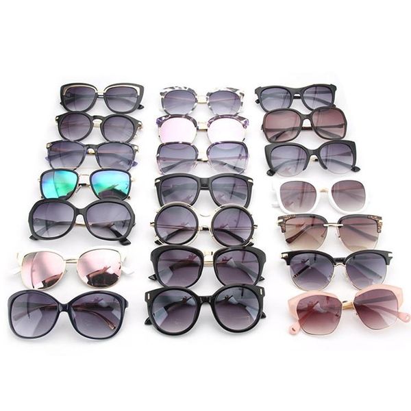 Centinaia di occhiali da sole di alta qualità da donna misti occhiali da sole di tendenza della moda in lotti all'ingrosso posta gratuita DHL