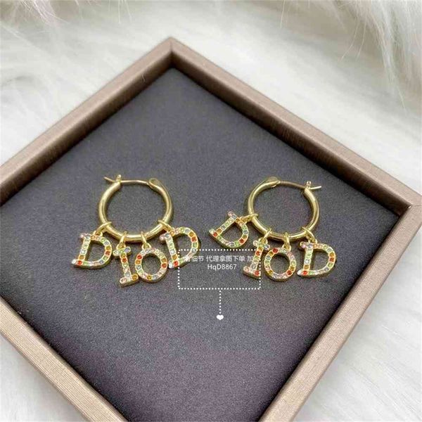 

special offer 2021 luxury designer jewelry earrings letter 2021 star the same little bee pearl circle, Silver