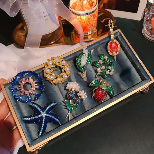 

pins, brooches vintage crystal plant brooch ladies large corsage fashion dress jacket accessories cute jewelry enamel pin, Gray