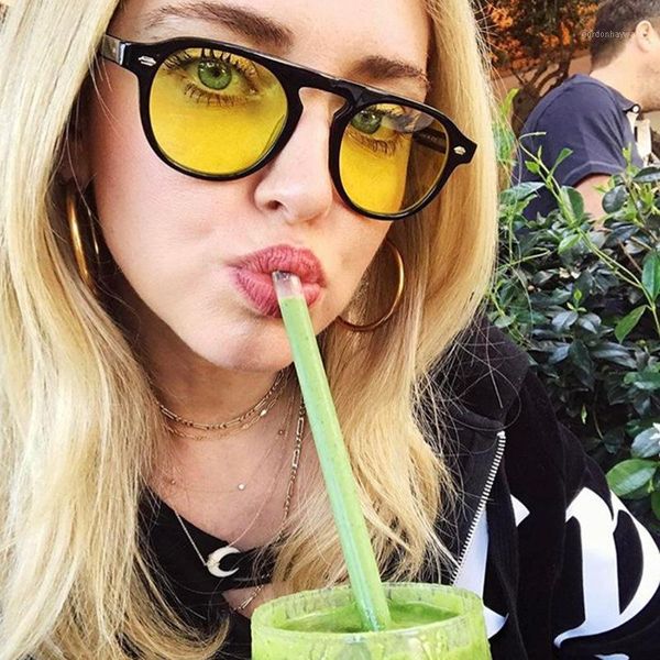 

sunglasses retro summer style glasses rivet frame ocean lens 92106, White;black