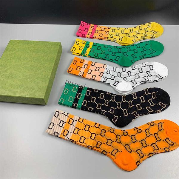 

classic knitting socks with box 5 pairs/lot cotton stockings indoor outdoor soft touch stocks christmas gift hosiery, Black;white