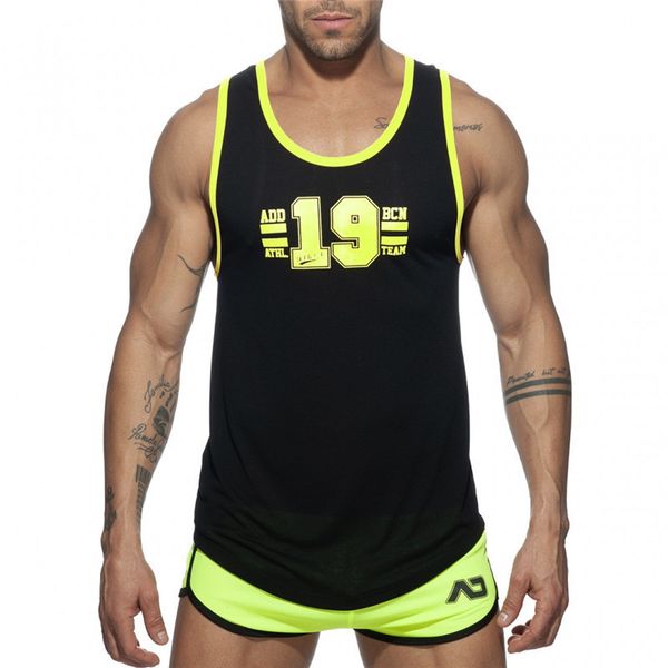 men's swimwear fashion trend printed sports breathable and smooth fast dry fitness clothes