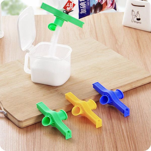 

bag clips 20pcs buckle food clip with nozzle anti-mold snack sealing kitchen seasoning moisture-proof tool keep fresh gadgets