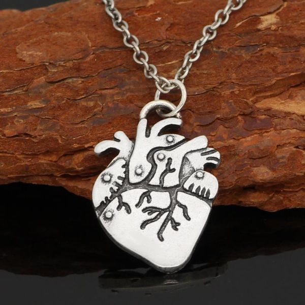 

pendant necklaces men punk human heart necklace, Silver