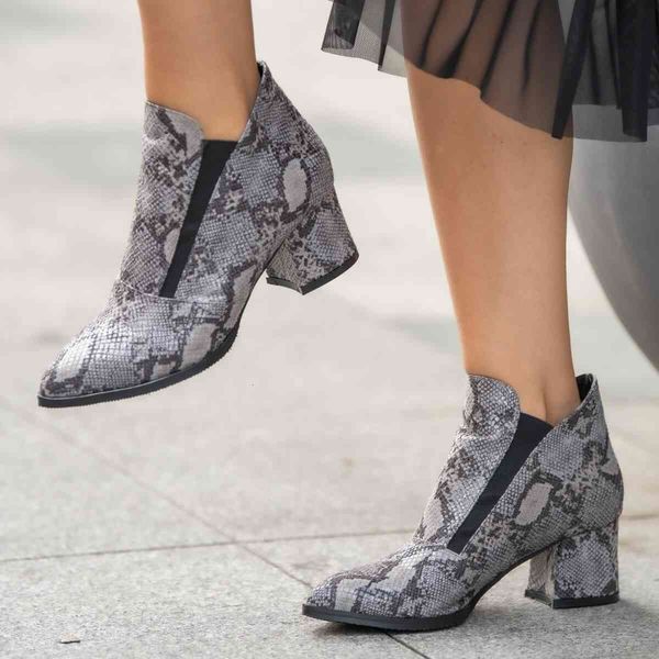 

boots alice gray snake boots, Black