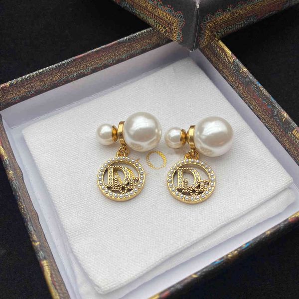 

designer jewelry di family 2021 new letter pearl pendant women's fashion front big back small pearl silver needle earrings