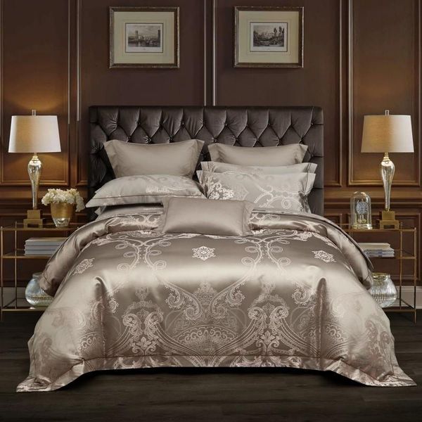 

bedding sets 2021 products 3d jacquard matte embroidery bed sheet set quilt / duvet cover luxury king size 4-piece set.