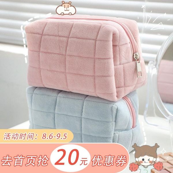 

pencil cases plush storage bag cosmetic 2022 super fire wash female portable advanced simple and big capacity cute