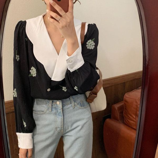 

women's blouses & shirts vintage 2021 elegant v-neck spliced printing embroidery korean cotton shirt women long sleeves loose, White