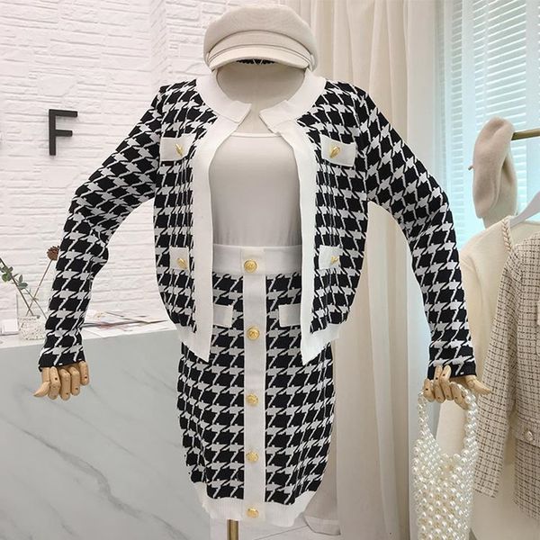 

two piece dress outono inverno novo botÃ£o de ouro houndstooth moda pista malha 2 peÃ§a conjunto jaqueta feminina casaco + lÃ¡pis curto saia te, White
