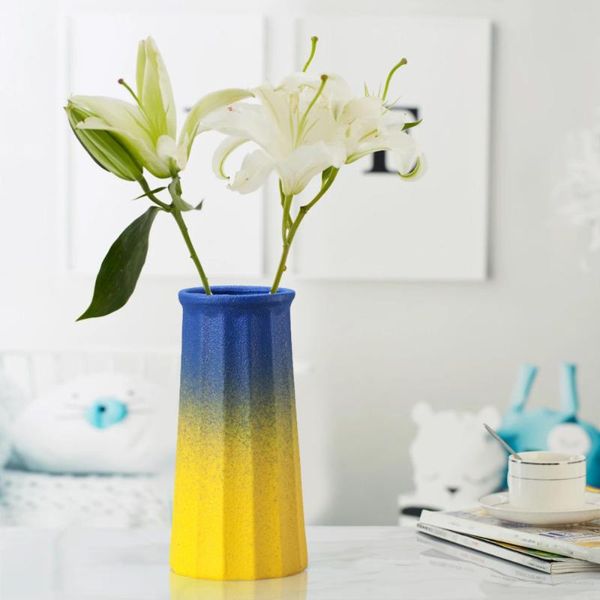 

vases ceramics ornaments vase for floral arrangement colorful minimalist style red simplicity multi-purpose wedding center decoration