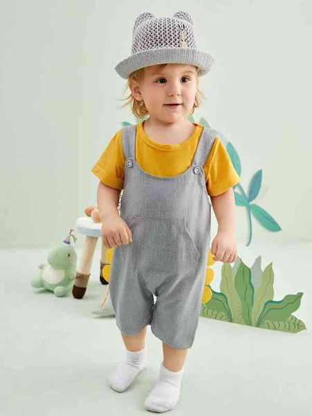 

baby solid tee & 3d patched kangaroo pocket overall romper she, White