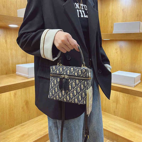 

fashion personalized shoulder large capacity fashion bucket foreign style portable messenger female